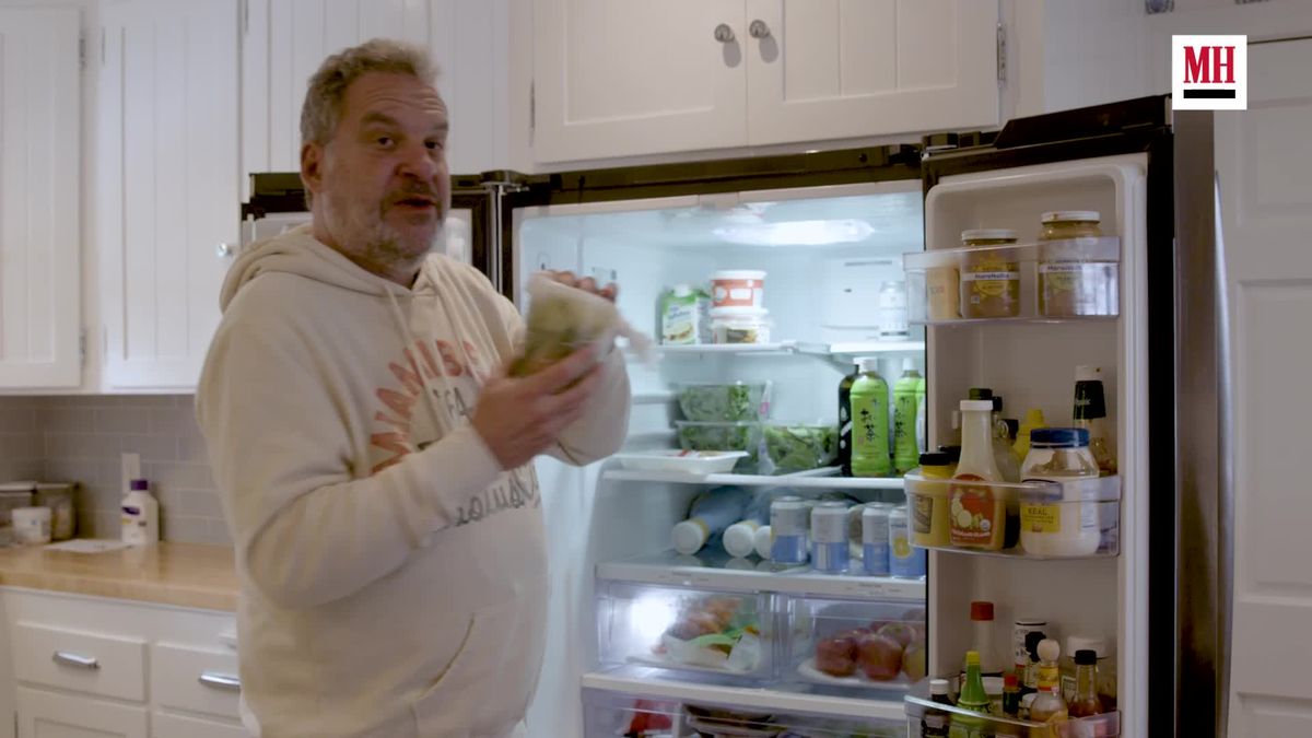 preview for 'Curb' Actor Jeff Garlin's Diet & Workout Behind His 90lb Weight Loss | Gym & Fridge | Men's Health