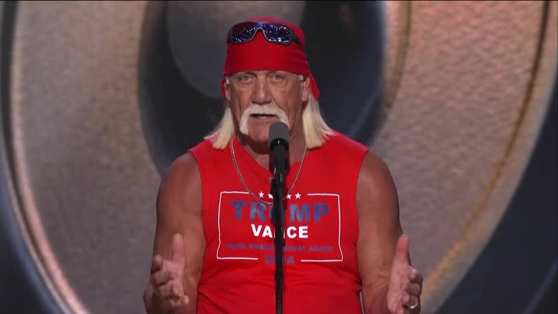 Hulk Hogan takes RNC stage in true 'Hulkamaniac' style