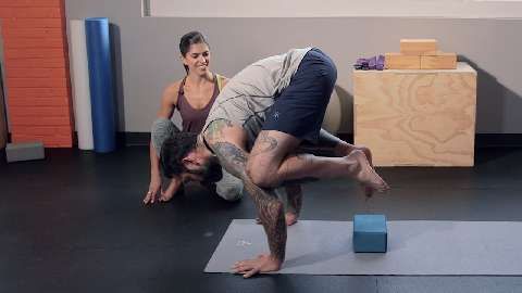 preview for Rodale U Yoga Course