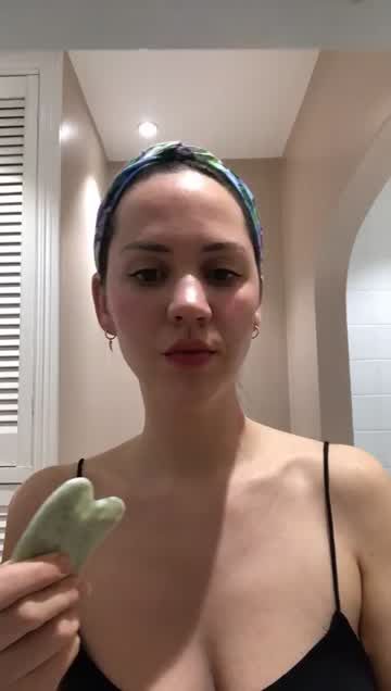 preview for How to gua sha your face