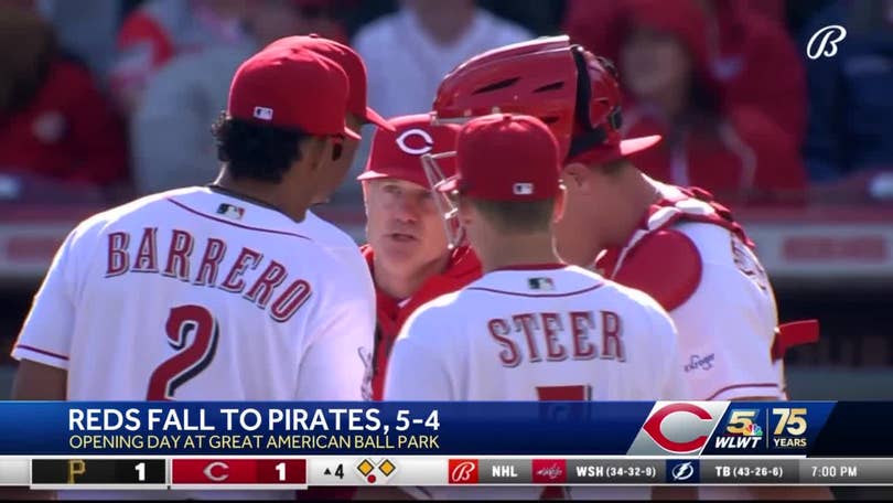 Reds beat Pirates 3-1