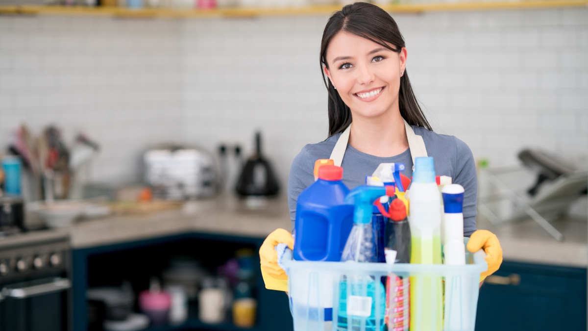 preview for 5 spring cleaning tips you should never forget