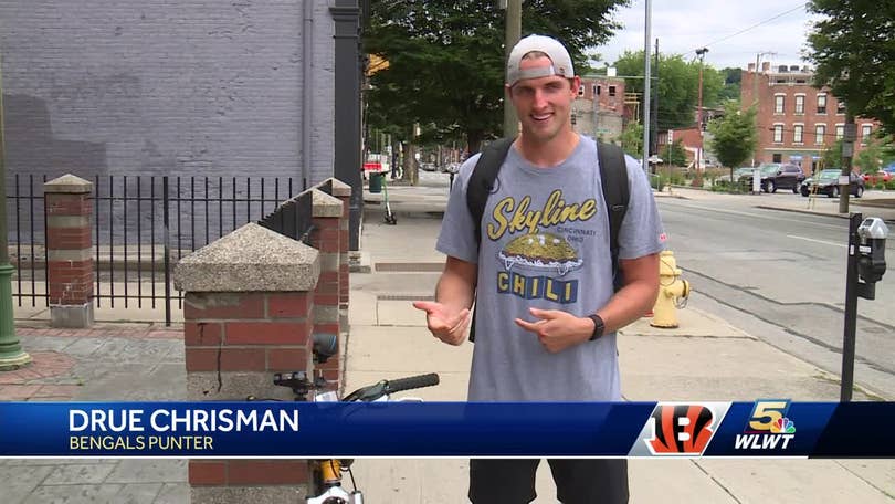 Bengals' Drue Chrisman DoorDashes to hand out food around town