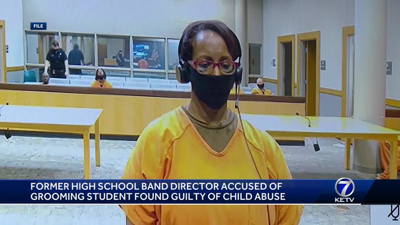 Nebraska high school band director pleads no contest child abuse