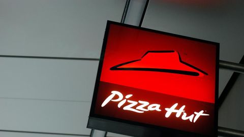 preview for Pizza Hut Replaces Papa Johns as NFL's Official Pizza Sponsor