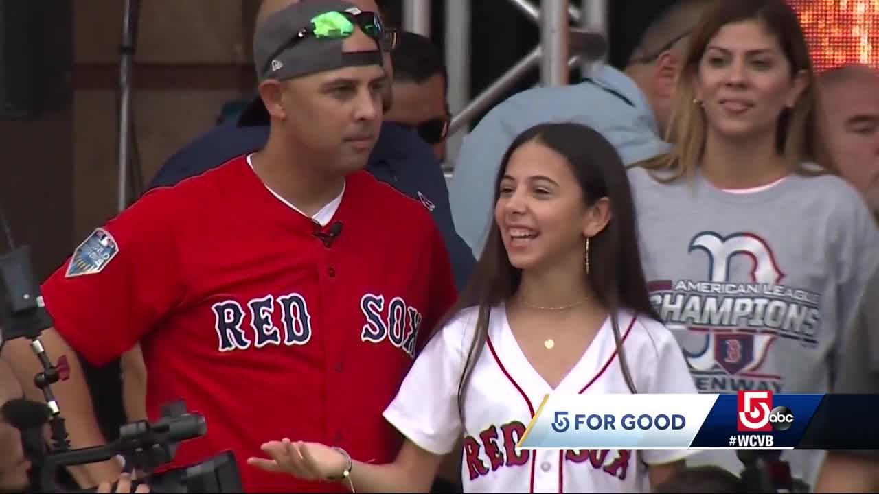 How Alex Cora's daughter helped people of Puerto Rico