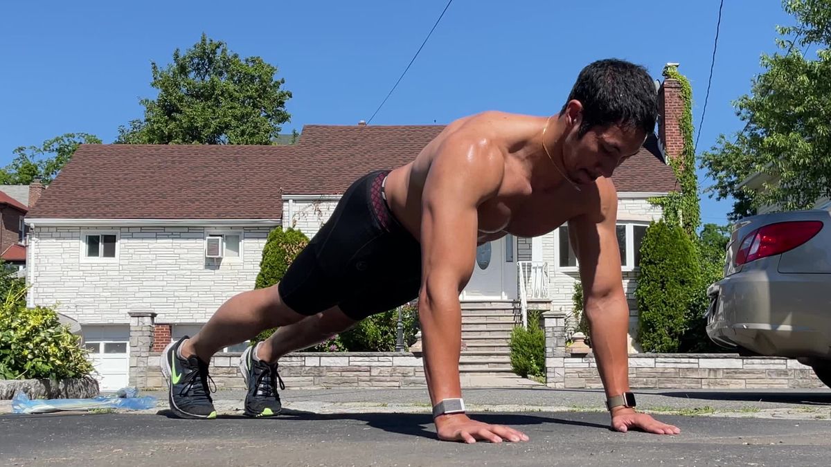 Top 10 muscle-building push-ups and progressions - The Fitness Maverick