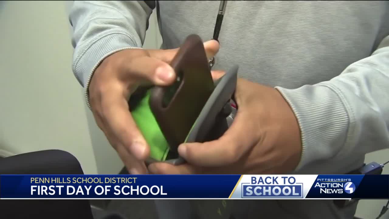 Philly school district could spend $5 million to lock up student cell phones  - WHYY