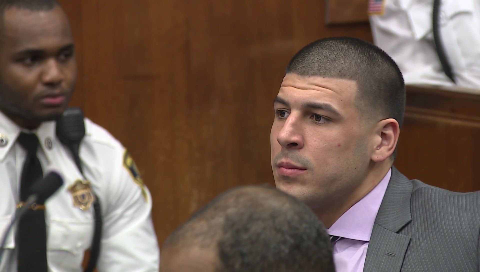 Police report details Aaron Hernandez prison suicide