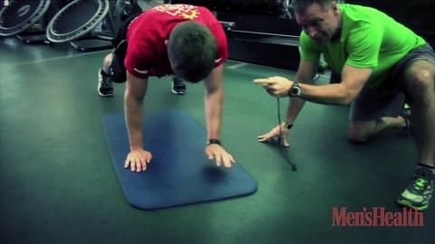 The 2-Minute Workout That Works Your Abs From Every Angle