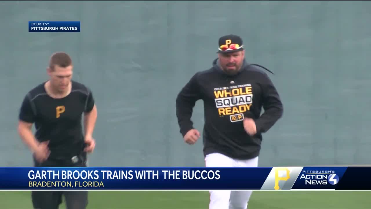 Country music legend Garth Brooks at Spring Training with the Pirates in  Bradenton