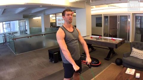 preview for Reebok CrossFit Games Athlete Spencer Hendel Shares His Shoulder Warm-Up