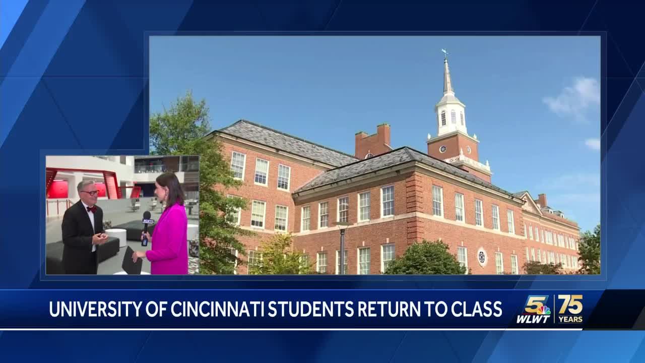 University of Cincinnati opens new school year with record enrollment