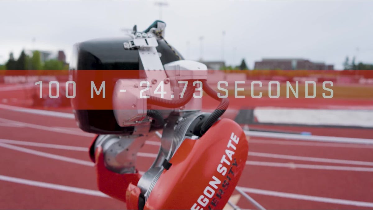 un robot bípedo bate el récord del mundo de 100 metros lisos