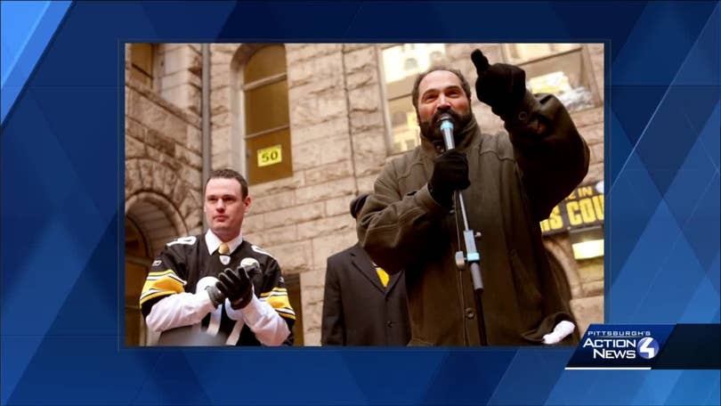 Harris' widow on field in Pittsburgh as his No. 32 retired