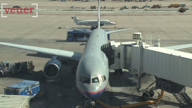 Video player poster image preview for Popular Mechanics Airplanes