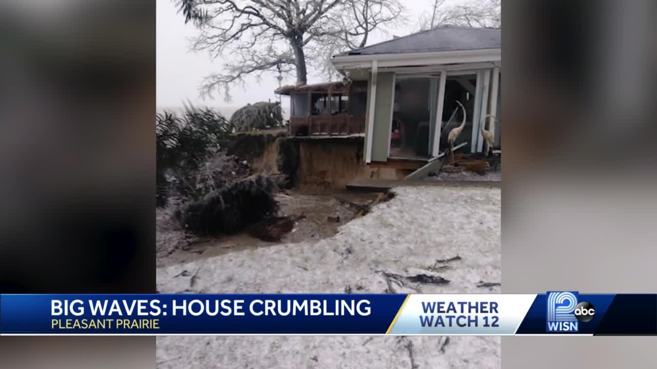 Big Waves Cause House To Crumble Into Lake Michigan