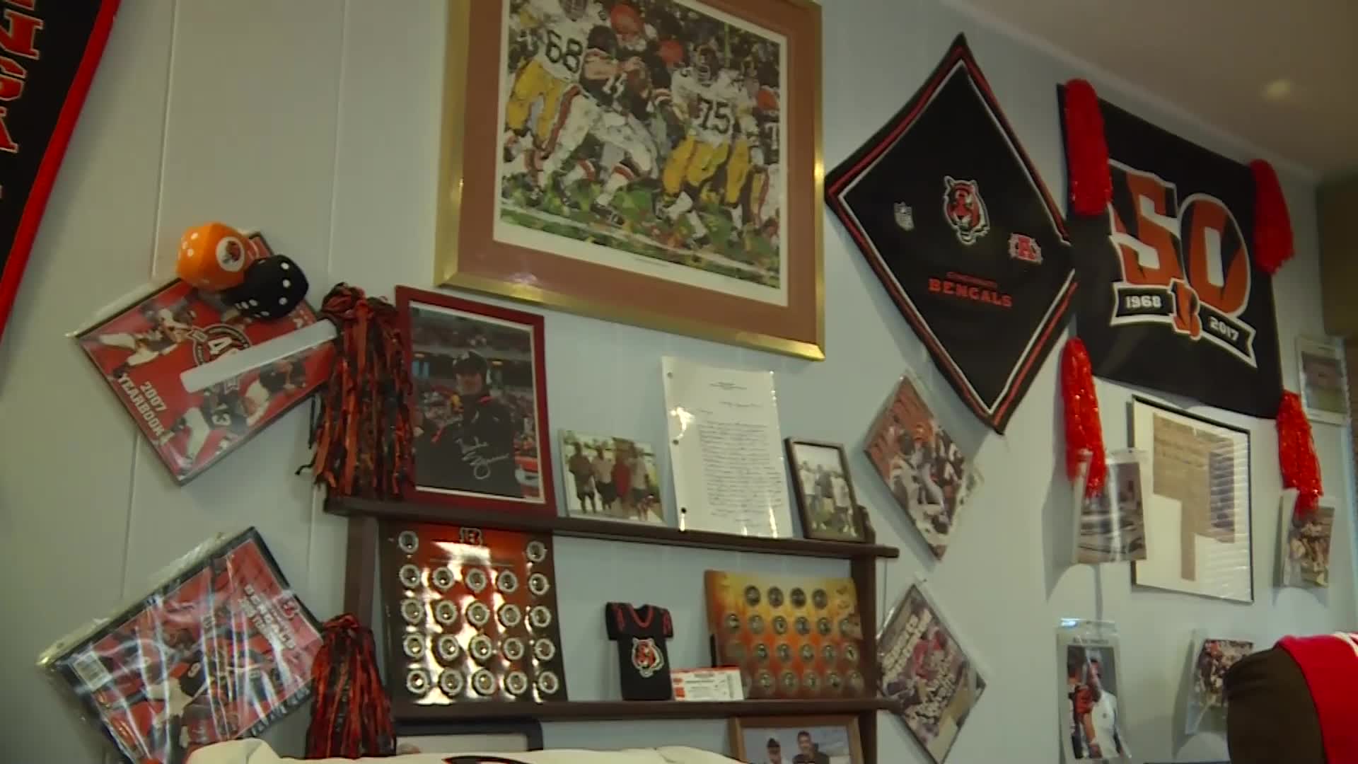 Diehard Bengals fan James Lipscomb headed to Super Bowl LVI