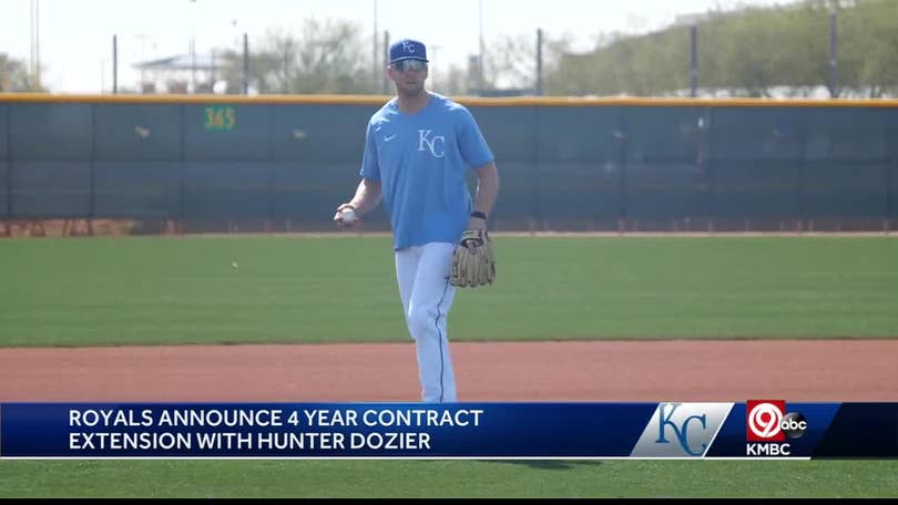 Kansas City Royals agree to 4-year contract extension with catcher