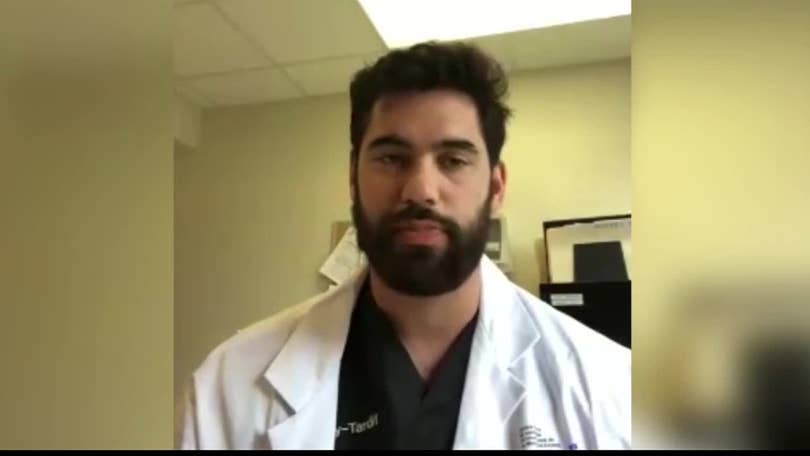 Good Morning America on X: Kansas City @Chiefs Laurent Duvernay-Tardif is  putting his medical degree to good use by volunteering at a hospital, just  months after winning Super Bowl LIV. @ReeveWill has