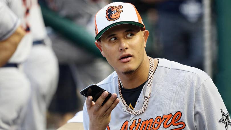 Former Dodger Manny Machado Agrees to $300M, 10-Year Deal With Padres