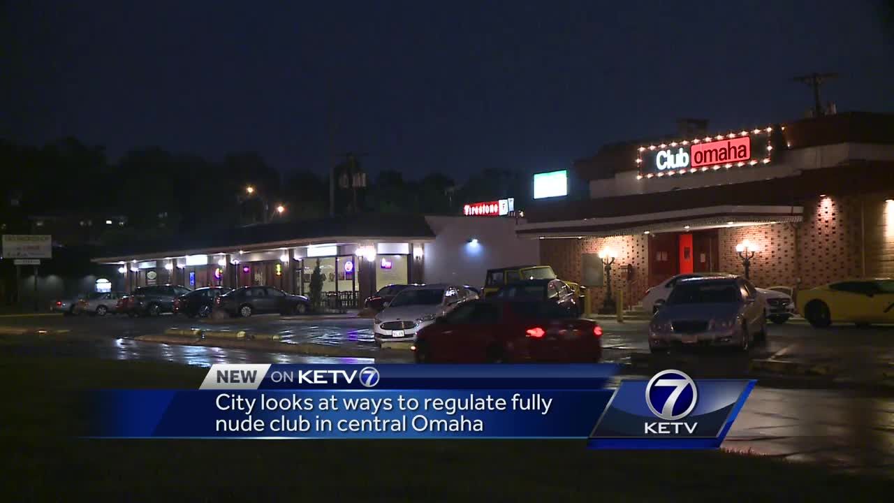 City looks at ways to regulate fully nude club in central Omaha