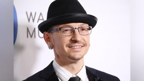 Hear Linkin Park S Stripped Down One More Light Chester Bennington Isolated Vocals - chester bennington isolated vocals linkin park songs id roblox Hear Linkin Park S Stripped Down One More Light Chester Bennington Isolated Vocals - linkin park songs id roblox
