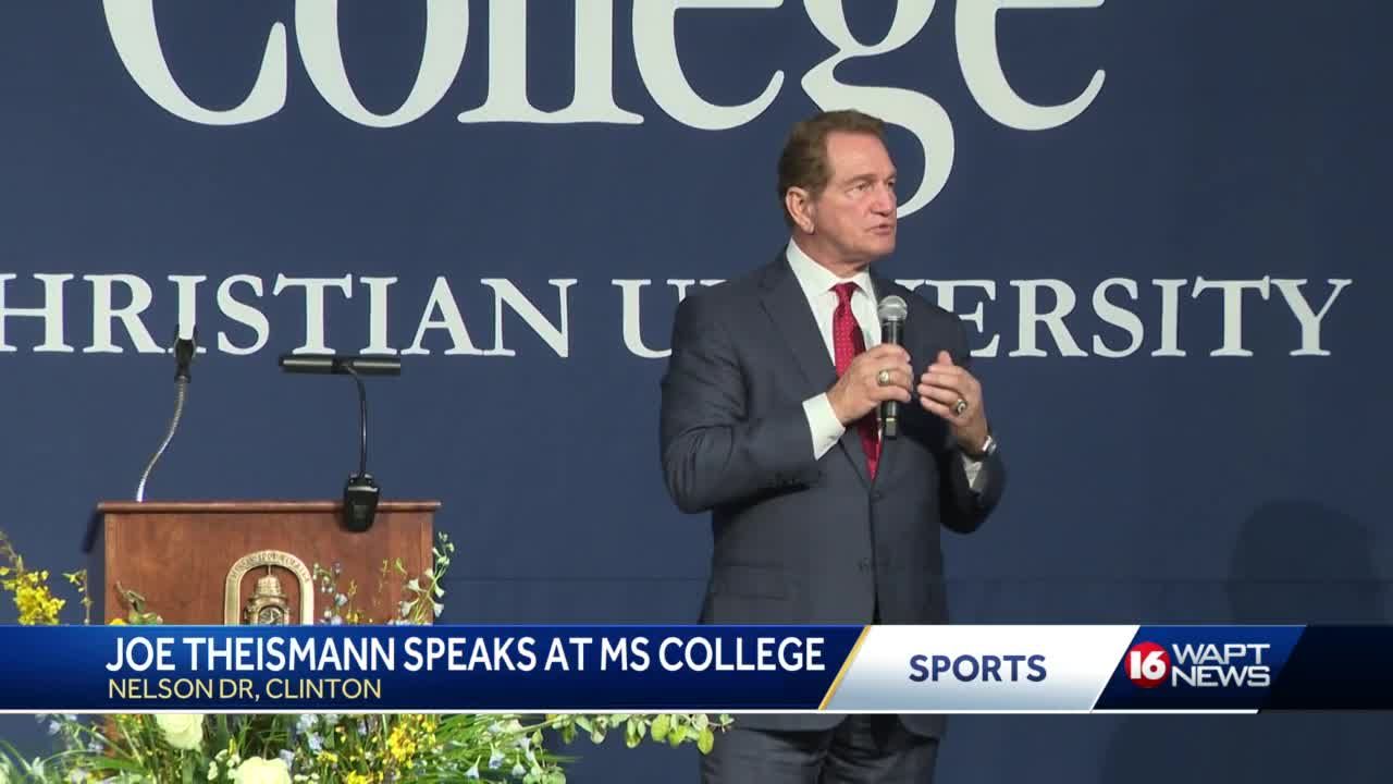 All-Pro Quarterback, College Football Hall of Famer Headlines Mississippi  College Athletics Dinner, Mississippi College