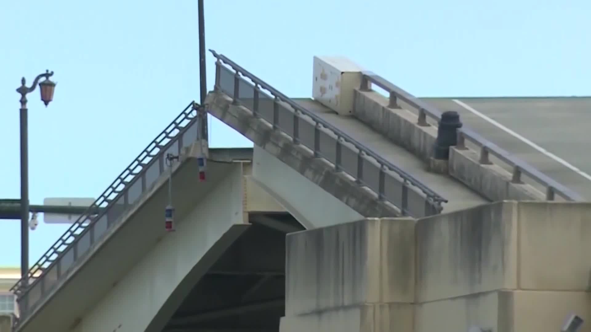 Photo: Bridge tending, Local News