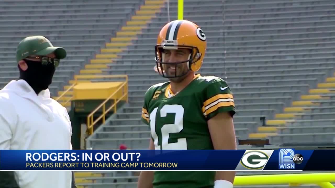 Aaron Rodgers to sign autographs at Lambeau Field Monday