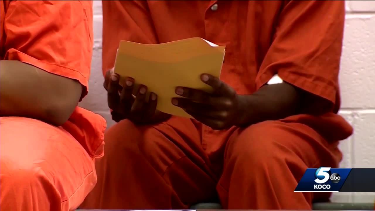 ●LOCK DOWN INMATES Minnesota prison emergency lockdown 'resolved' after dozens