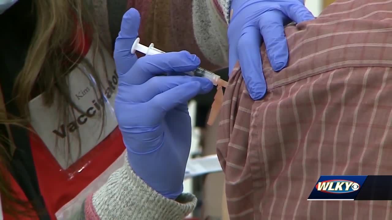Louisville doctors continue to urge masks to prevent COVID-19