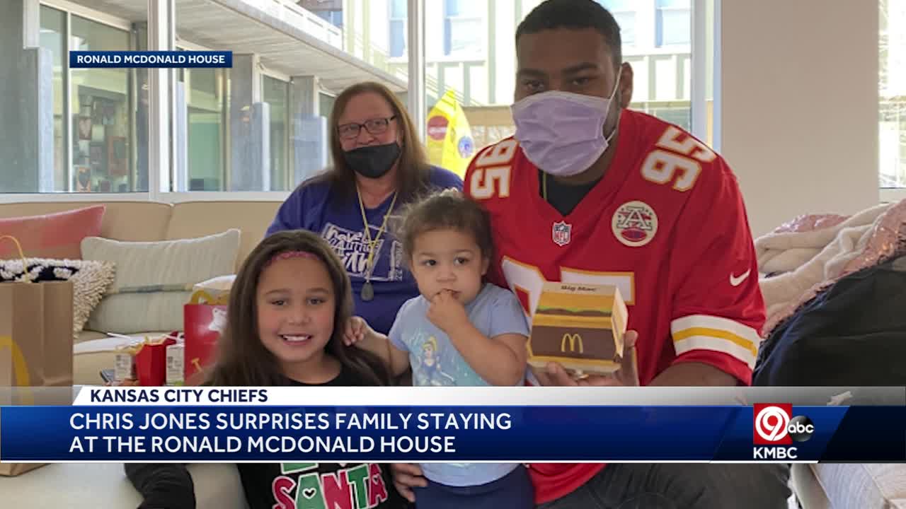 Kansas City Chiefs' Chris Jones surprises family at Ronald McDonald House