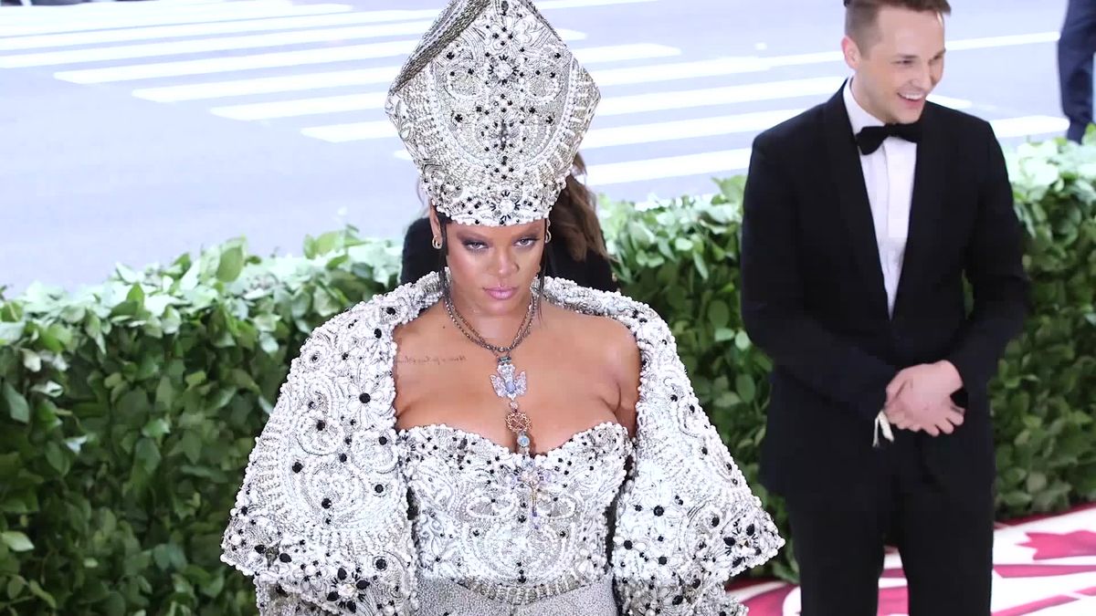 preview for Rihanna at the Met Gala 2018