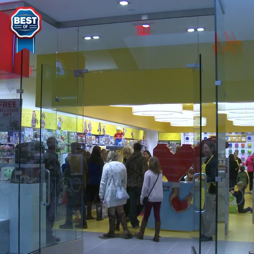 New Lego store opens in Louisville