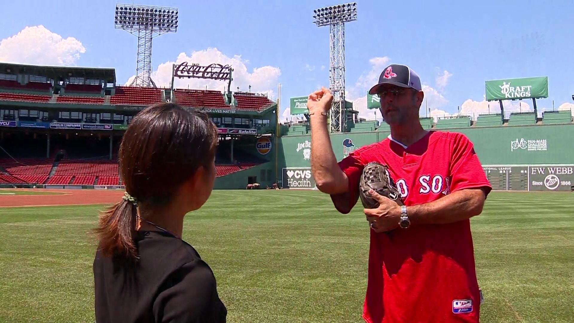 Tim Wakefield, knuckleball-wielding pitcher who helped Red Sox win