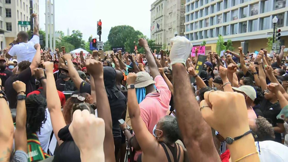 preview for Thousands pour into DC for George Floyd protest