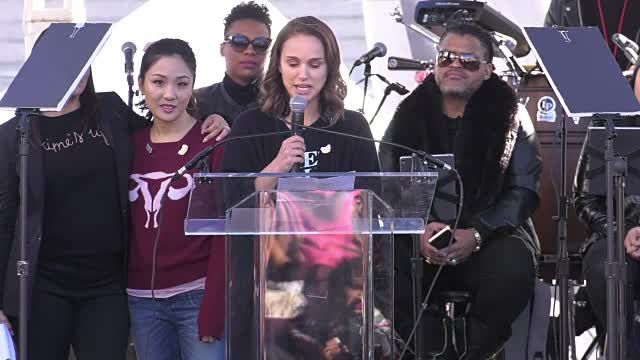 preview for Natalie Portman delivers a speech at a 2018 Women's March