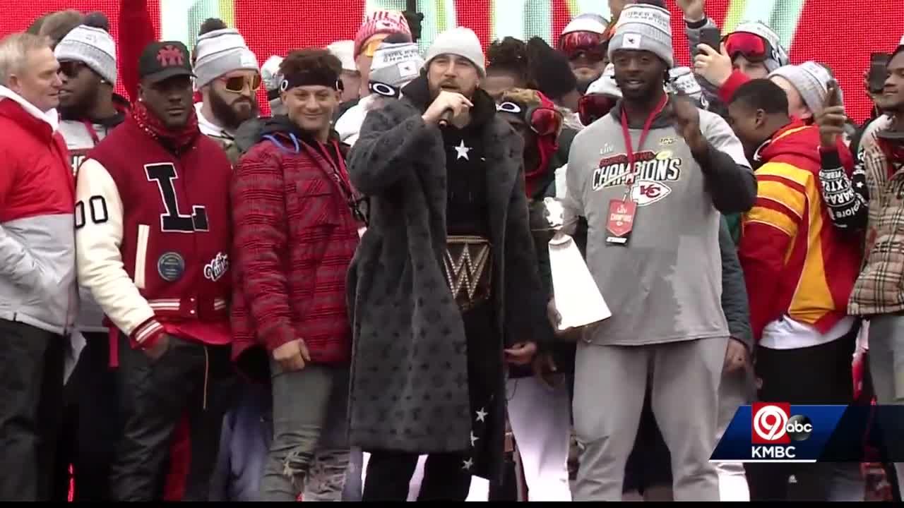 Travis Kelce Goes Full WWE Superstar Gives Epic Speech At Chiefs Parade