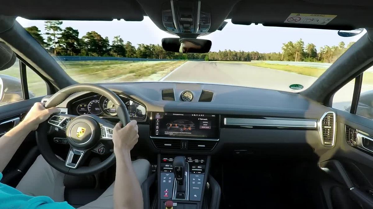 preview for El Porsche Cayenne Turbo S E-Hybrid establece un récord en Suecia