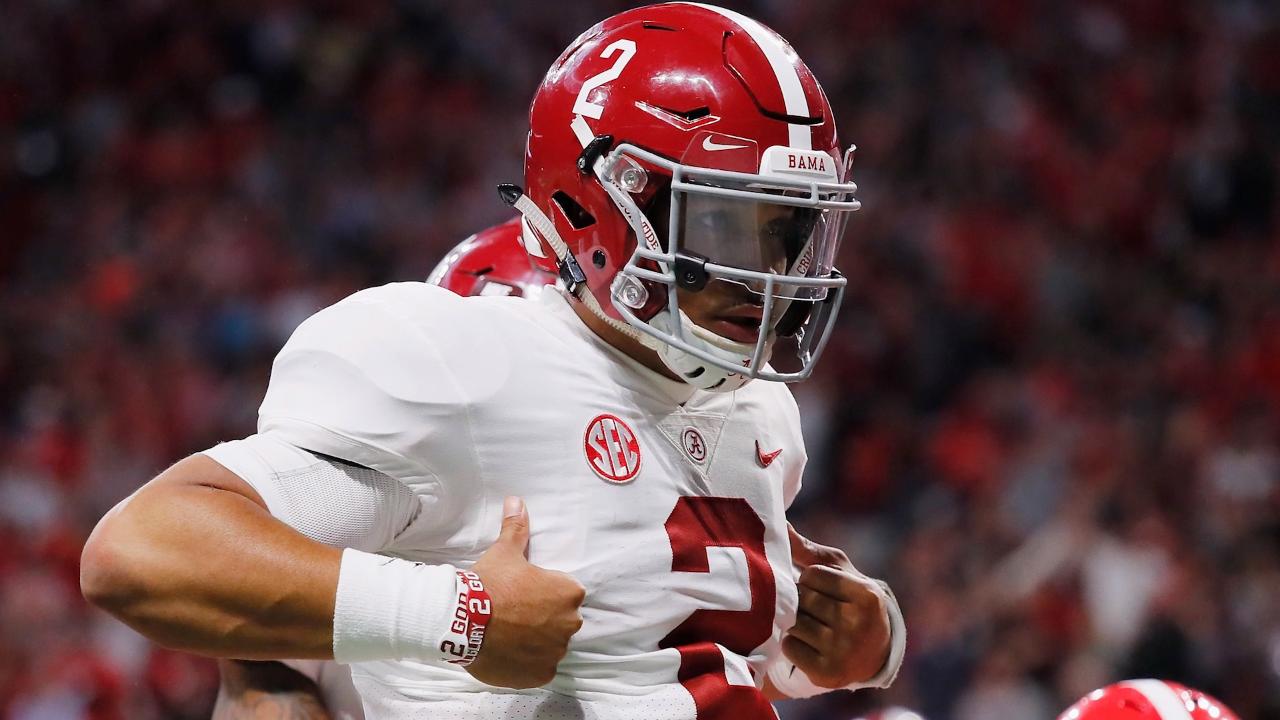 Report: TCU pursuing Jalen Hurts after Alabama QB enters transfer portal