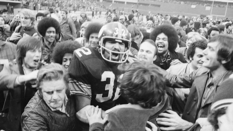 Pittsburgh Steelers legend Franco Harris dead at 72