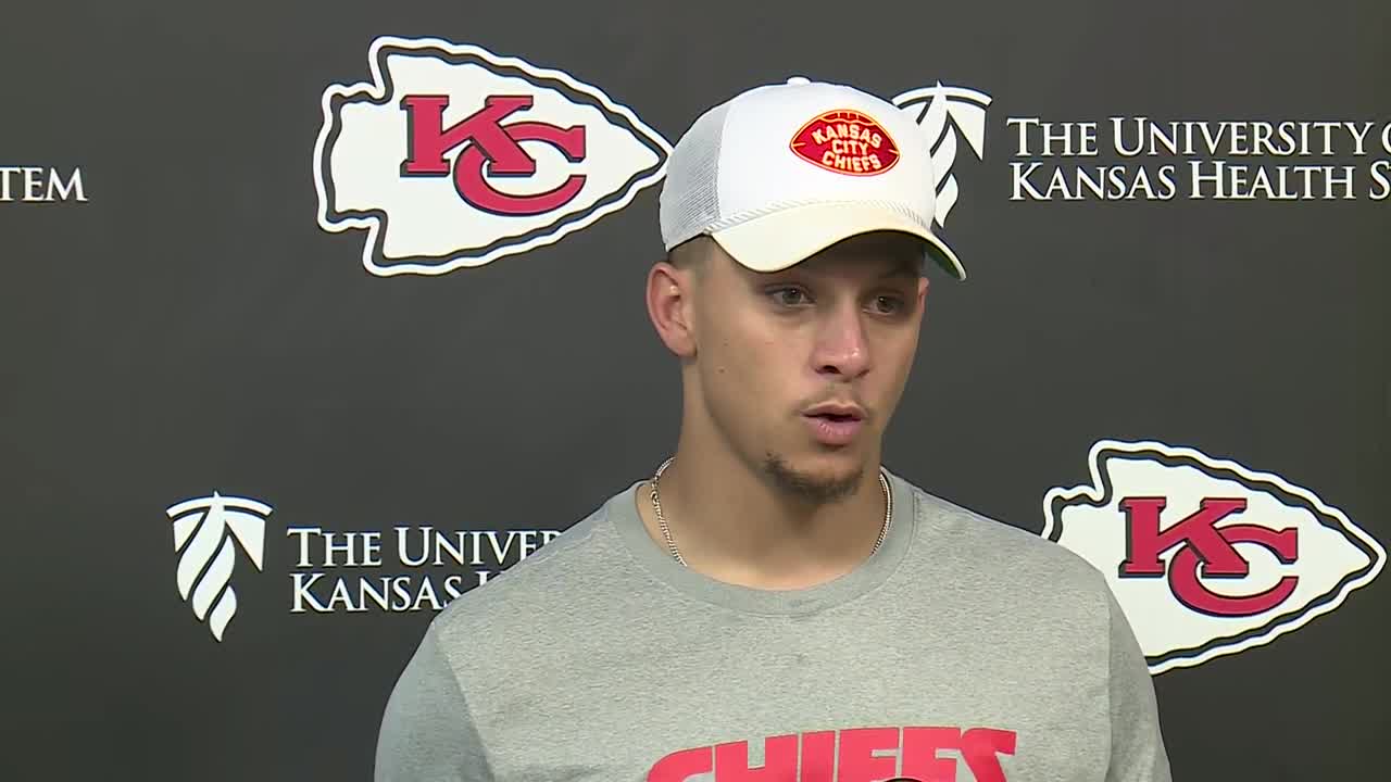 Chiefs QB Patrick Mahomes comments on DT Chris Jones' status