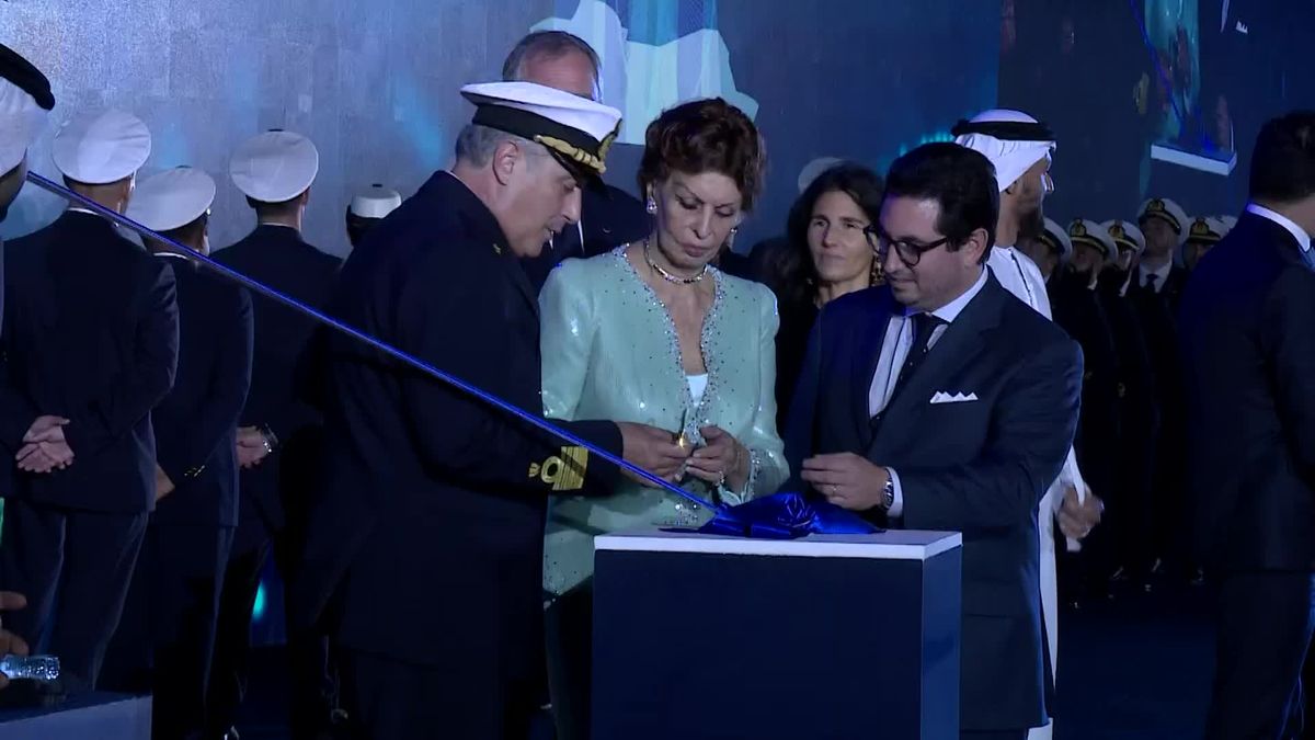 preview for Sophia Loren a Dubai "battezza" la nave MSC Virtuosa