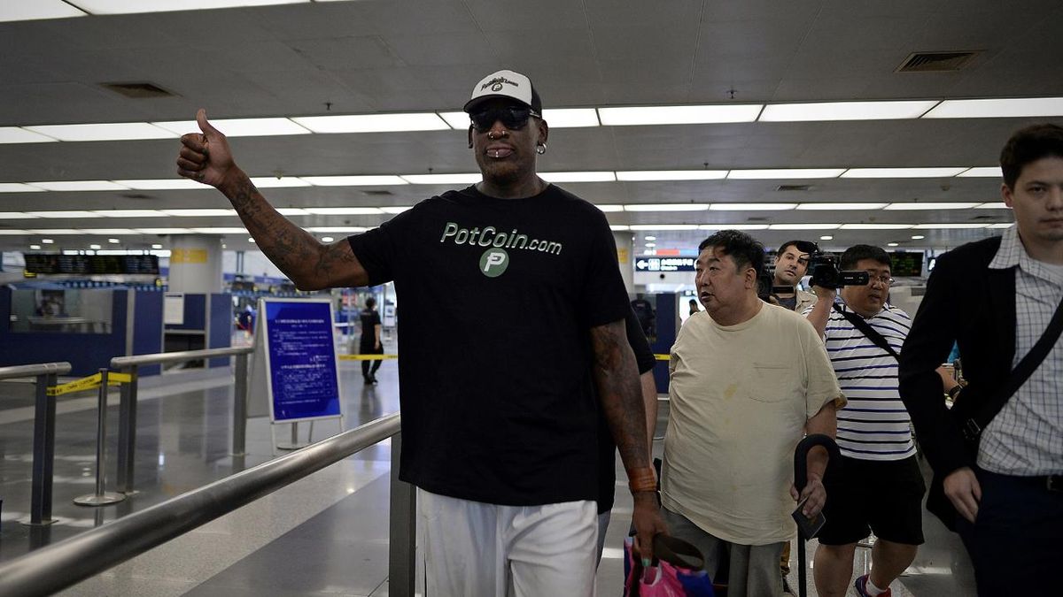 preview for Dennis Rodman Returns to North Korea for Another Round of 'Basketball Diplomacy'