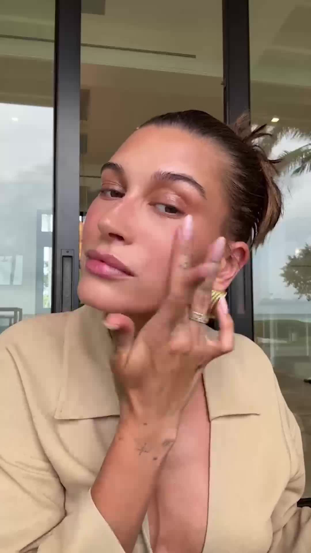 preview for Hailey Bieber shows off 'latte makeup' trend