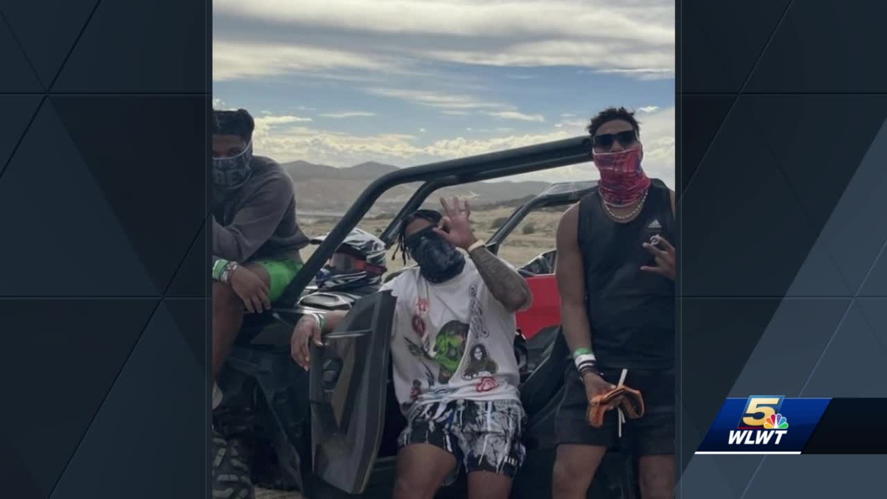 Bengals' Tyler Boyd posts vacay pic with Damar Hamlin, Ja'Marr