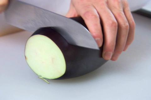 preview for How to Prepare an Eggplant (Roasting/Peeling & Salting)