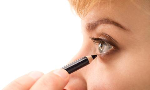 preview for 15 Genius Eyeliner Hacks Every Woman Needs to Know