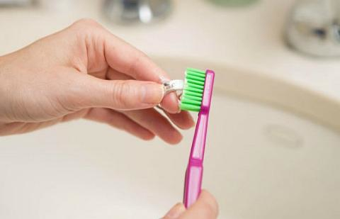 preview for 9 Ingenious Uses for Toothpaste
